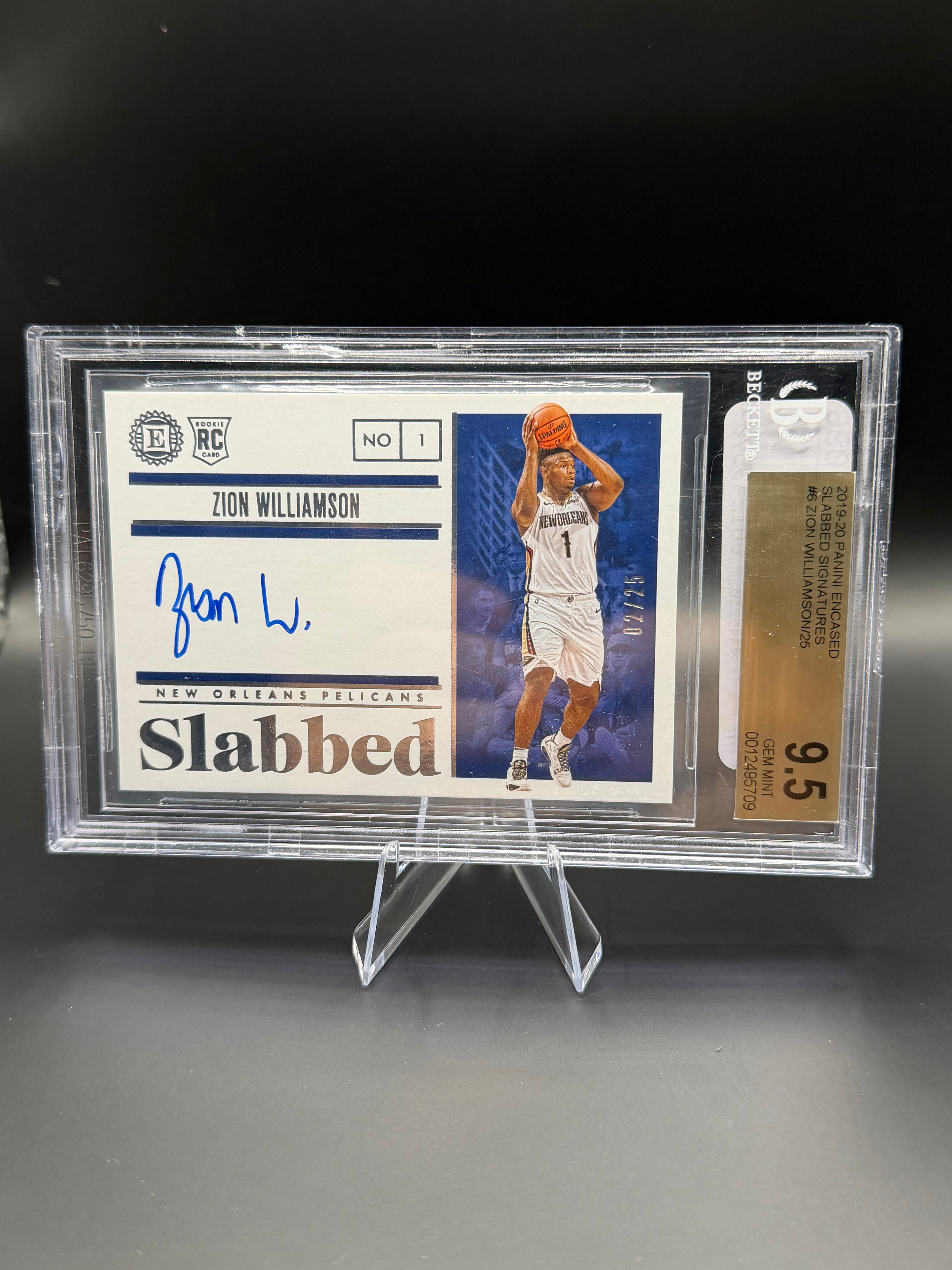 2019-20 Panini Encased Slabbed Signatures #6 Zion Williamson /25