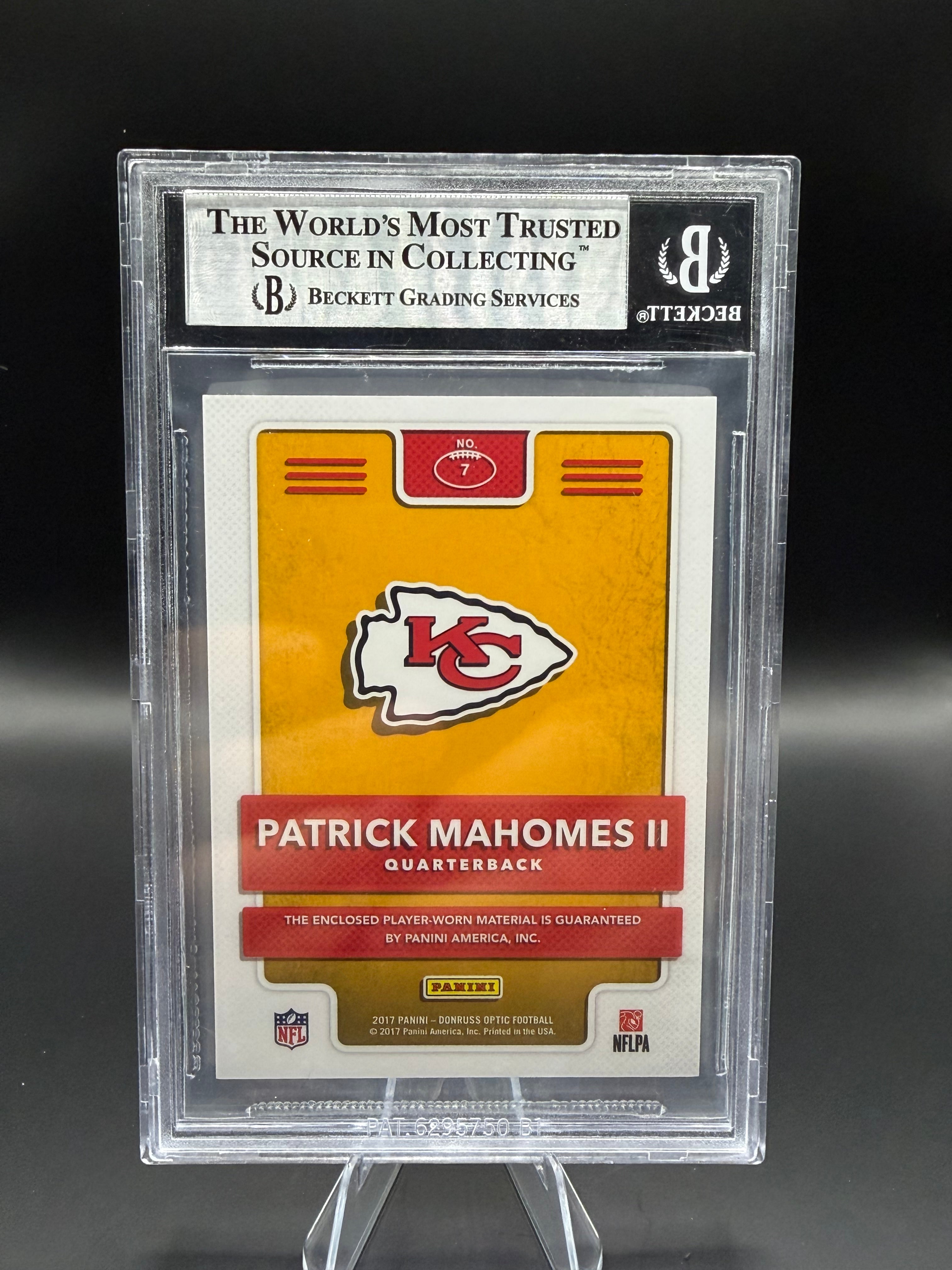 2017 Donruss Optic Rookie Phenom Jerseys #7 Patrick Mahomes