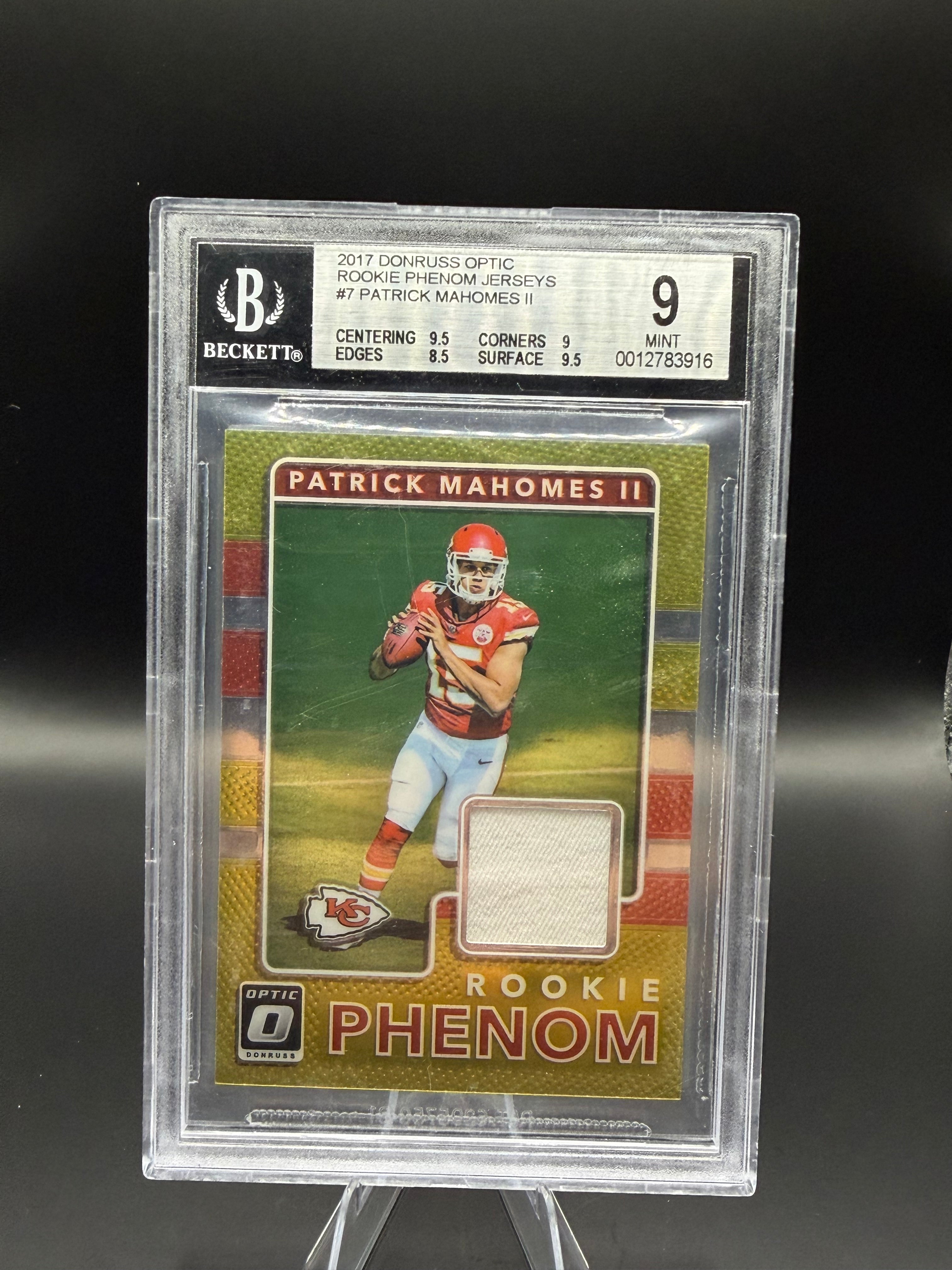 2017 Donruss Optic Rookie Phenom Jerseys #7 Patrick Mahomes