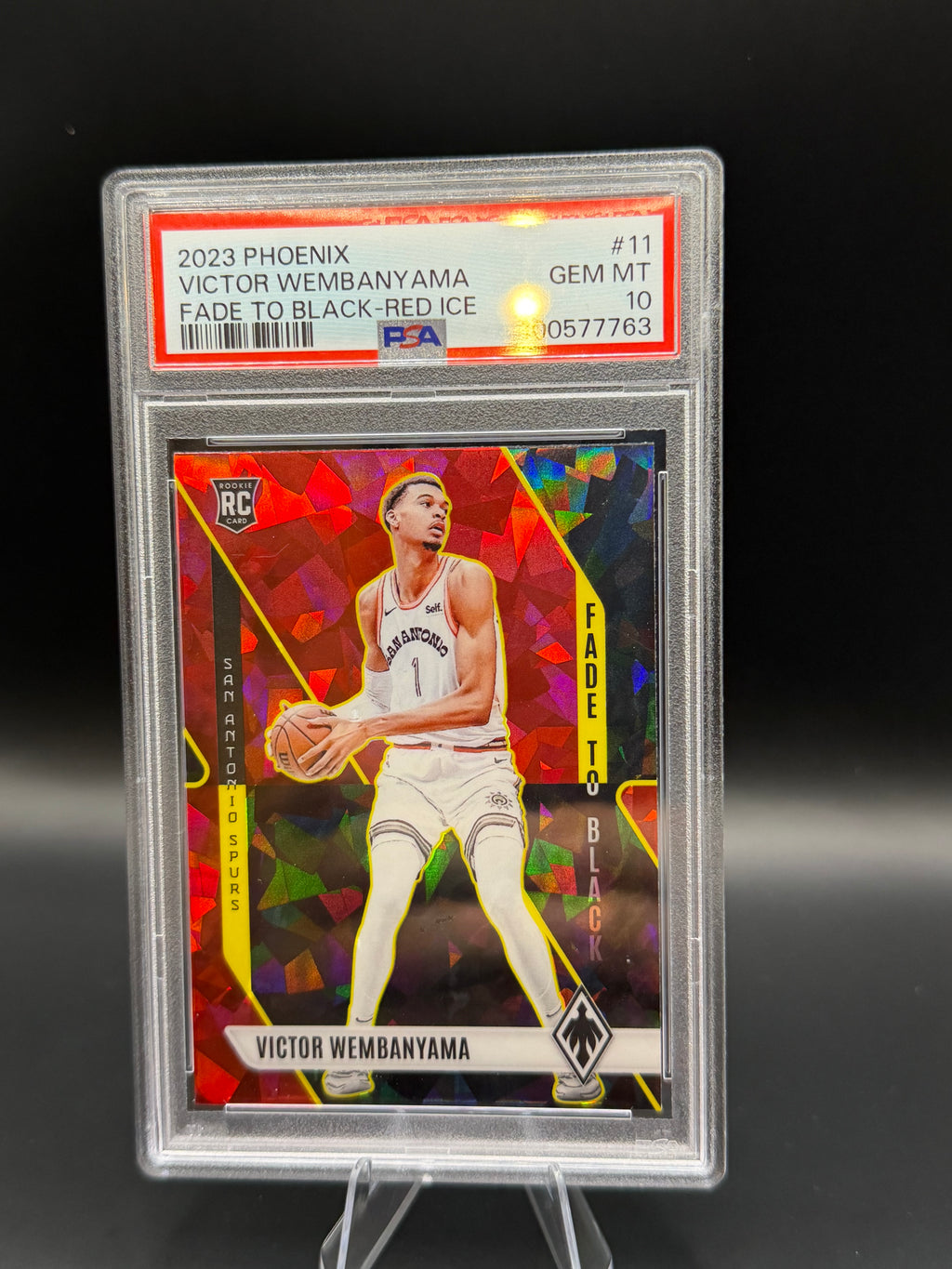2023 Phoenix Victor Wembanyama Fade to Black-Red Ice RC